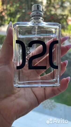 Molecule 02 Escentric Molecules