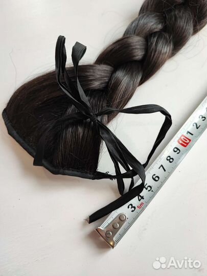 Искуственные волосы на гребешке