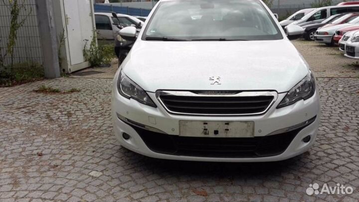 Peugeot 308 II T9 2013-2017г на запчасти