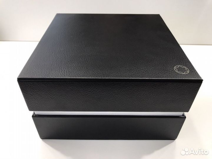 Бокс montblanc