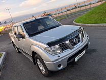 Nissan Navara 2.5 AT, 2006, 284 000 км, с пробегом, цена 780 000 руб.