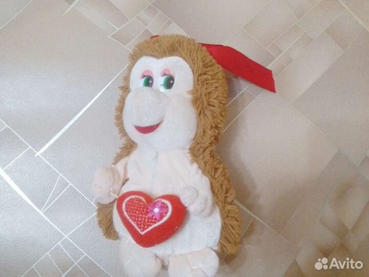 Мягкие игрушки собака и ёжик