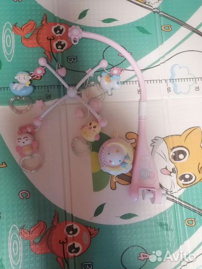 Музыкальная мобиль в кроватку с прожектором