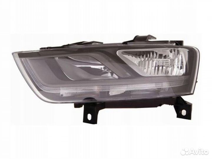 Фара левая Audi Q3 (2011-2014)