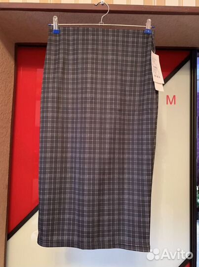 Юбка новая кожаная черная повседневная