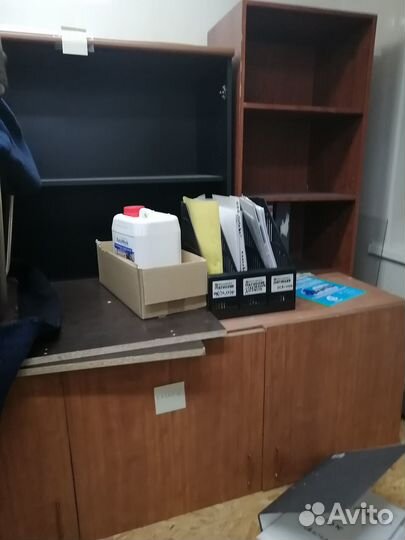 Мебель б/у для офиса в ассортименте