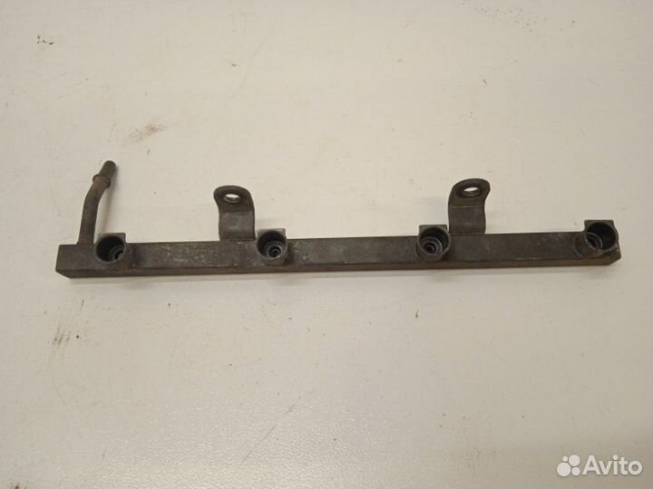 Рейка топливная (рампа) Chevrolet Lacetti J200 1.6