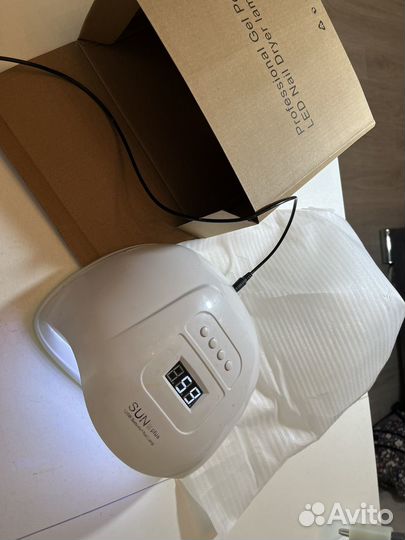 Уф лампа для ногтей