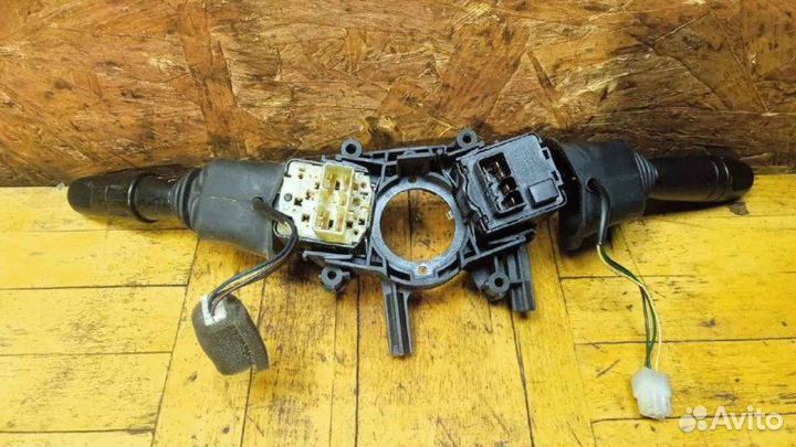 Переключатель подрулевой Chevrolet Lacetti