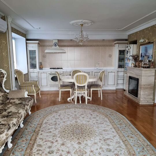 4-к. квартира, 100 м², 12/12 эт.