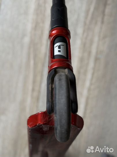 Трюковой самокат tech team provokator