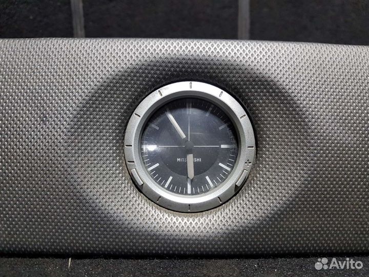 Накладка торпедо mitsubishi outlander 1