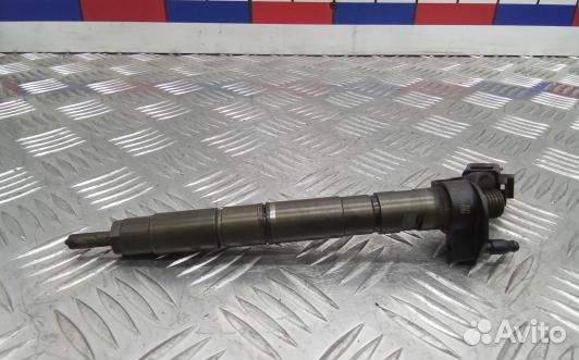 Форсунка дизельная audi A6 C6 (AVN05AL03)
