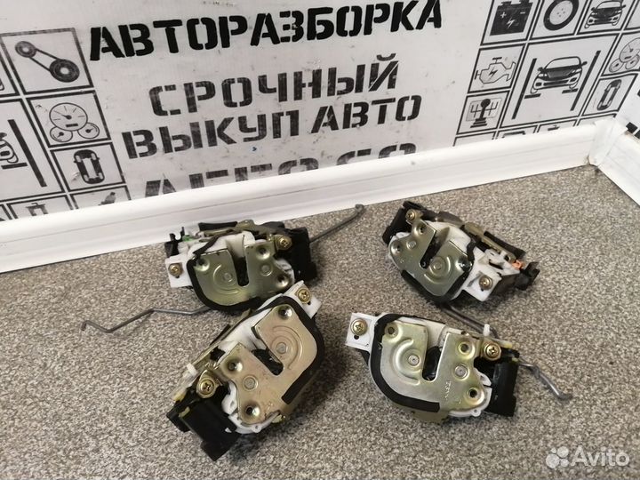 Замок двери для Mitsubishi Outlander CU