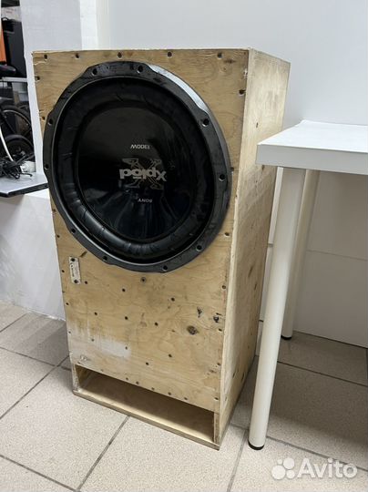 Автомобильный сабвуфер Sony Xplod 1300W