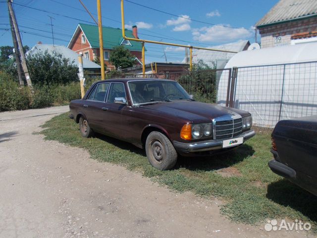 Mercedes-Benz W123 2.3 MT, 1980, 259 055 км с пробегом, цена 80000 руб.