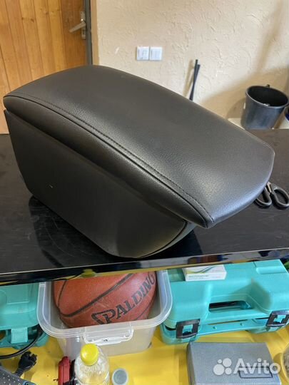 Подлокотник на skoda octavia a7