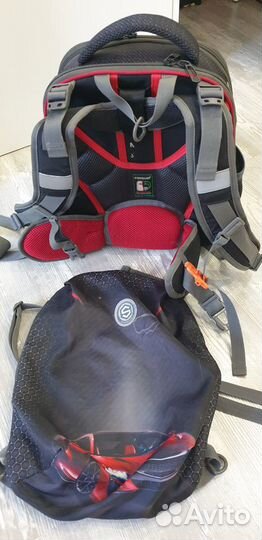 Школьный рюкзак