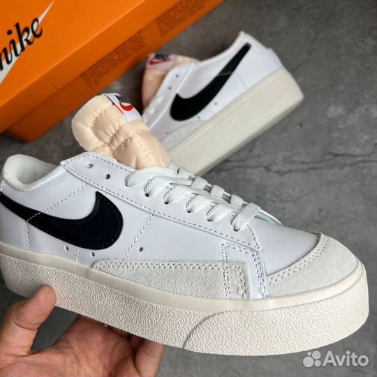 Nike Blazer Low Platform White Black