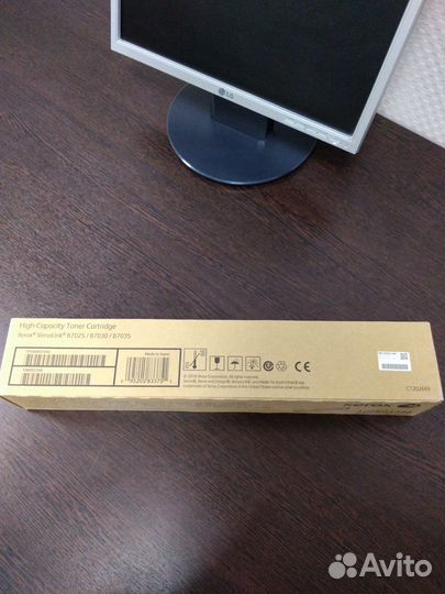 Оригинальный картридж Xerox 106R03396 черный