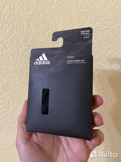 Шапочка для плавания adidas новая