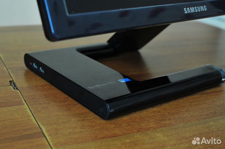 Монитор Samsung SynkMaster 971P