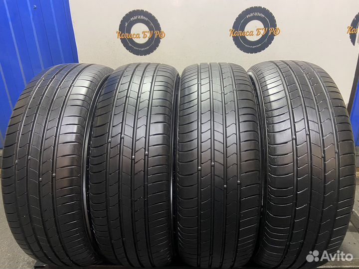 Kumho Ecsta HS51 215/60 R17 96H