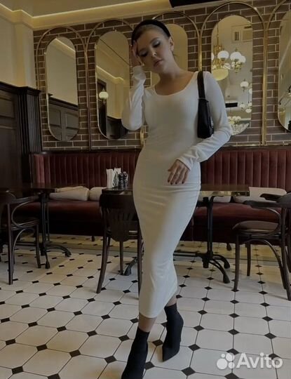 Платье белое