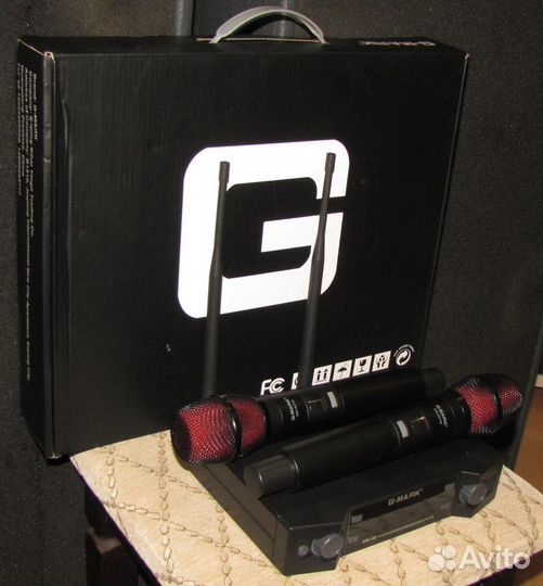 Радио микрофоны вокальные C-Mark 2шт Pro AA R&B