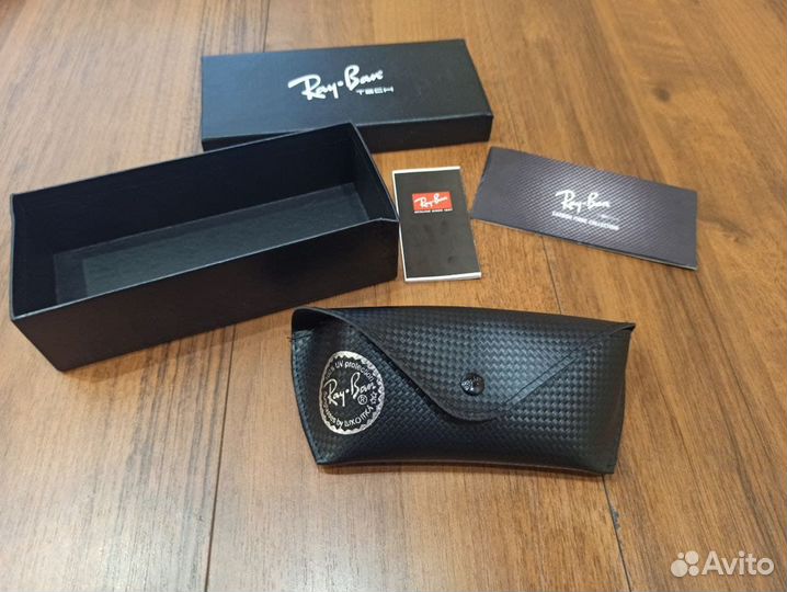 Солнцезащитные очки женские