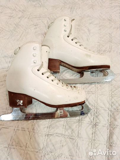 Фигурные коньки risport RF3