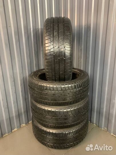Toyo Tranpath mp7 215/50 R17 95V