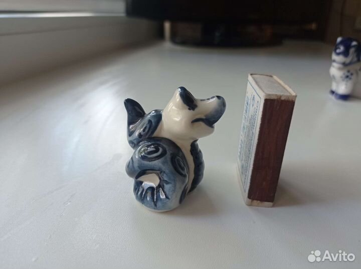 Фигурки животных гжель