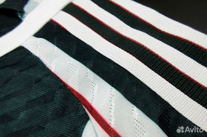 Форма гостевая Манчестер Юнайтед сезон 23/24