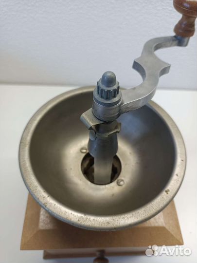 Мельница для кофе кофемолка ручная СССР