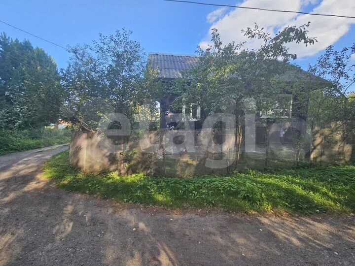 Дача 52,5 м² на участке 6,3 сот.