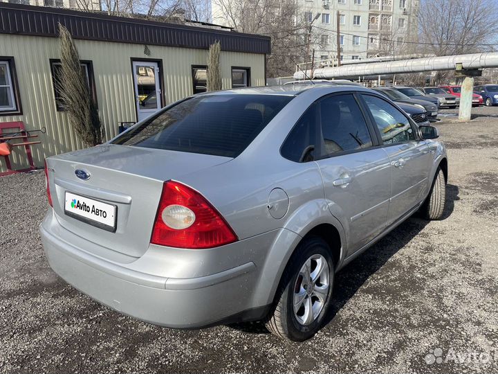 Ford Focus 1.8 МТ, 2006, 261 000 км