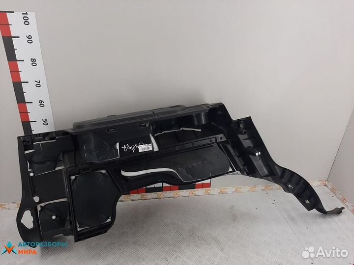 Обшивка багажника Land Rover Discovery 3 2007