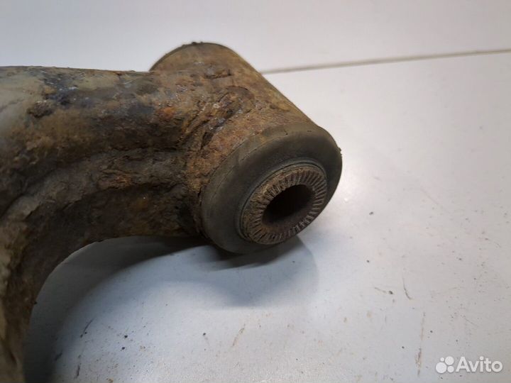 Рычаг подвески Toyota Verso, 2009