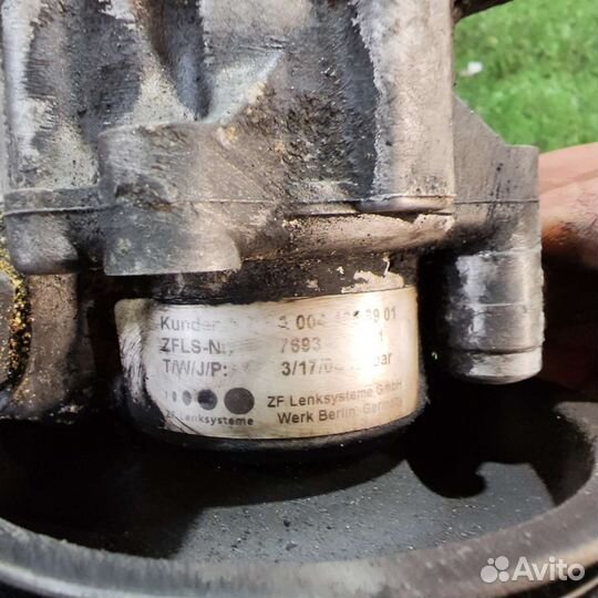 Насос гур Mercedes s-class w221 3.0CDI om642