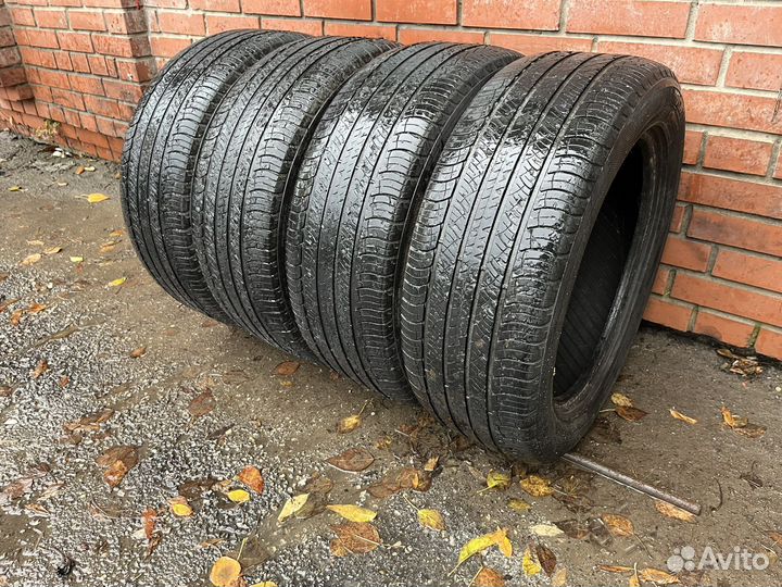 Michelin Latitude Tour HP 235/55 R19