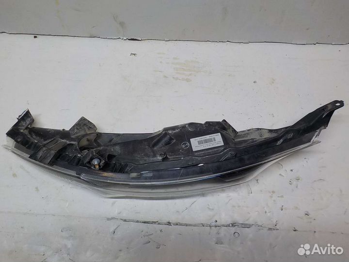 Фара правая Nissan Juke