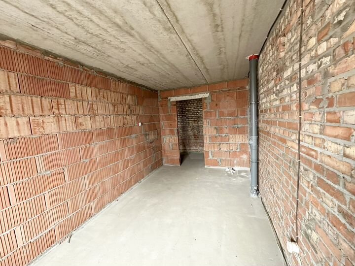 2-к. квартира, 60 м², 1/16 эт.