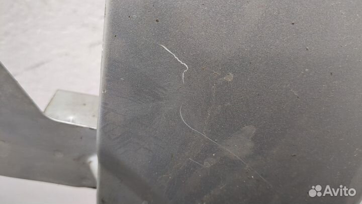 Крыло Jeep Commander, 2007