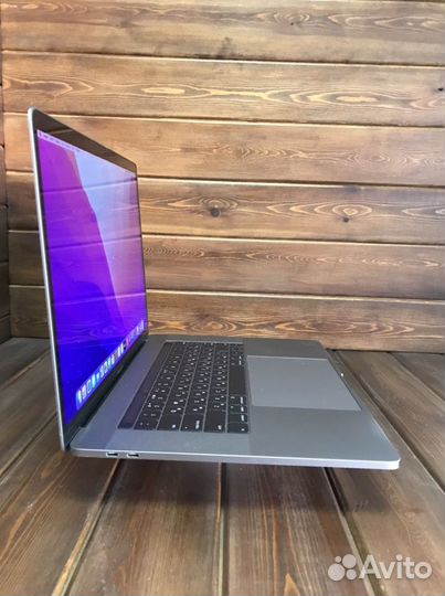 Apple MacBook Pro 15 retina 2016 1TB