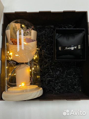 Подарок девушке на 8 марта