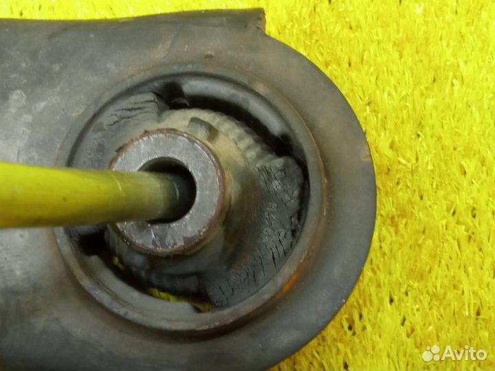 Рычаг передний левый Nissan