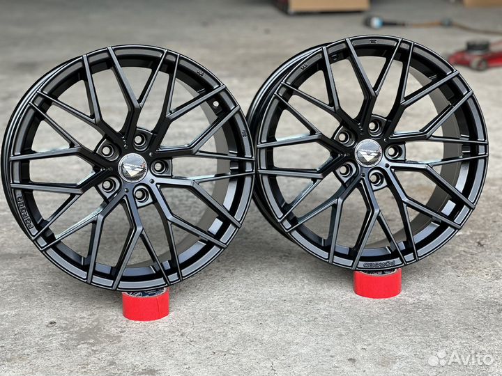 Диски Vorsteiner f107 black 8.5 5/120 R18