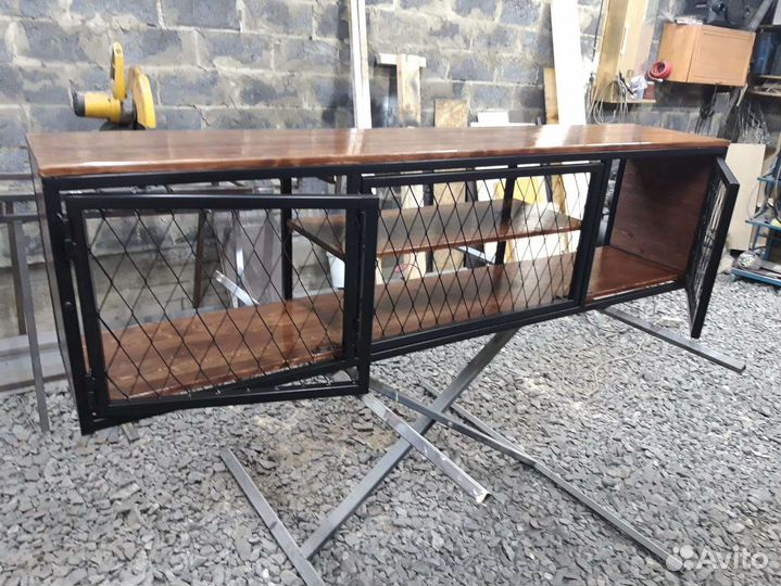 Подставка под телевизор