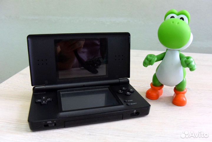 Nintendo DS Lite (черная)